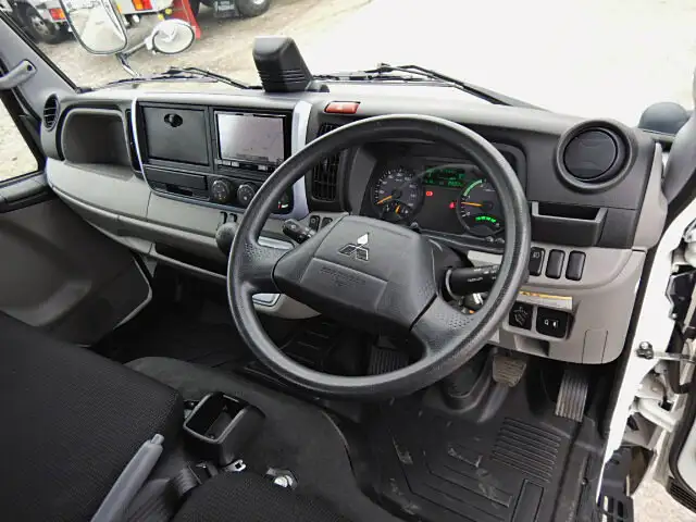三菱 キャンター 小型 平ボディ TPG-FBA20 H30の中古トラック画像6