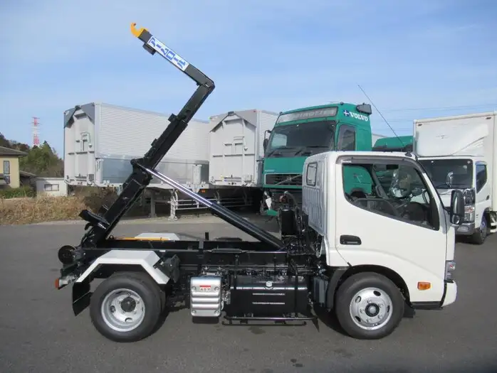 日野 デュトロ 小型 アームロール ツインホイスト 2RG-XZU605Mの中古トラック画像9