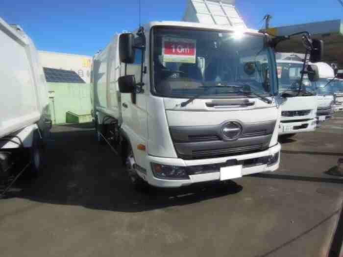 日野 レンジャー 中型/増トン パッカー車 2KG-FC2ABA