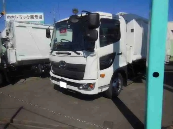 日野 レンジャー 中型/増トン パッカー車 プレス式 2KG-FC2ABAの中古トラック画像2
