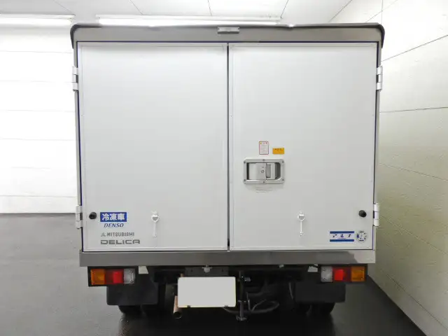 三菱 デリカ 小型 冷凍冷蔵 低温 サイドドアの中古トラック画像3