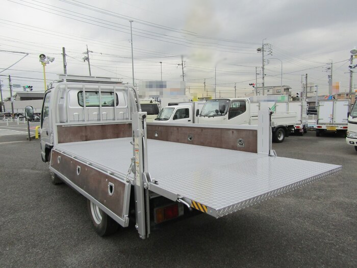 いすゞ エルフ 小型 平ボディ 床鉄板 PB-NPR81ARの中古トラック画像5