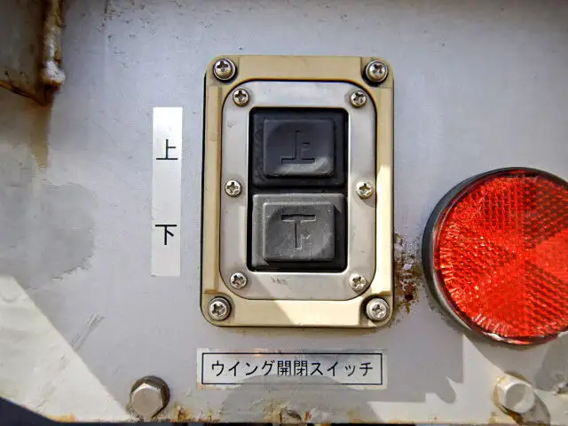 日野 レンジャー 中型/増トン ウイング ベッド PB-FD7JLFAの中古トラック画像12