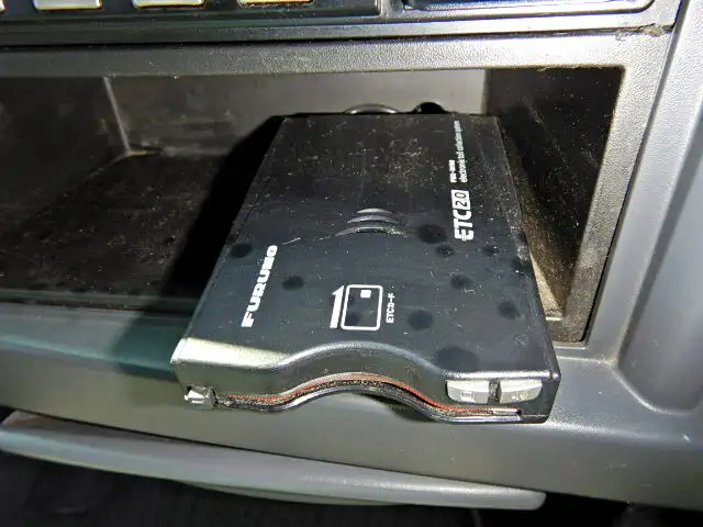 いすゞ フォワード 中型/増トン ウイング ベッド PKG-FRR90S2の中古トラック画像10