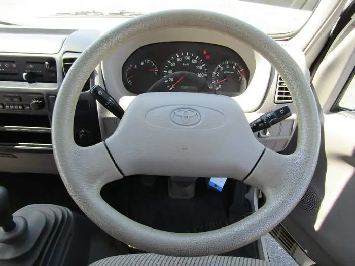 トヨタ トヨエース 小型 平ボディ GE-RZY230 H15の中古トラック画像10