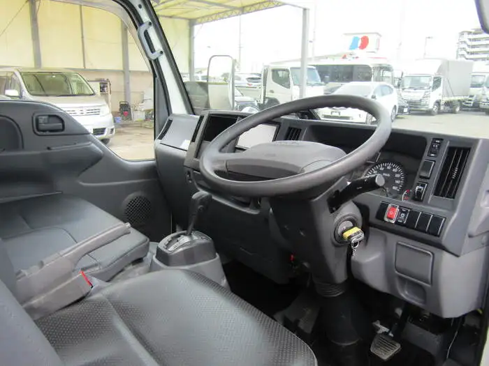 いすゞ エルフ 小型 平ボディ TPG-NJR85A H29の中古トラック画像9