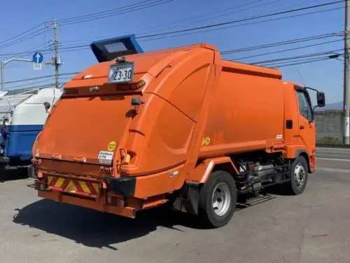 三菱 ファイター 中型/増トン パッカー車 プレス式 QKG-FK72FZの中古トラック画像2
