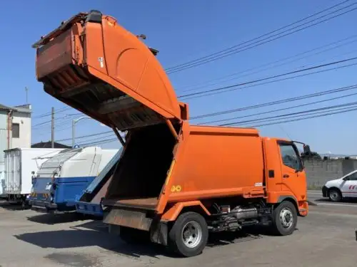 三菱 ファイター 中型/増トン パッカー車 プレス式 QKG-FK72FZの中古トラック画像6