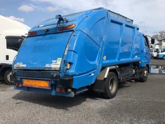 三菱 ファイター 中型/増トン パッカー車 プレス式 PDG-FK71Rの中古トラック画像2