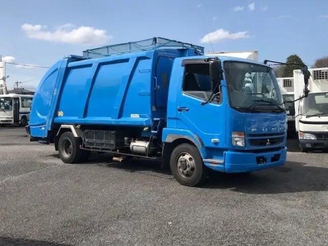 三菱 ファイター 中型/増トン パッカー車 プレス式 PDG-FK71Rの中古トラック画像4