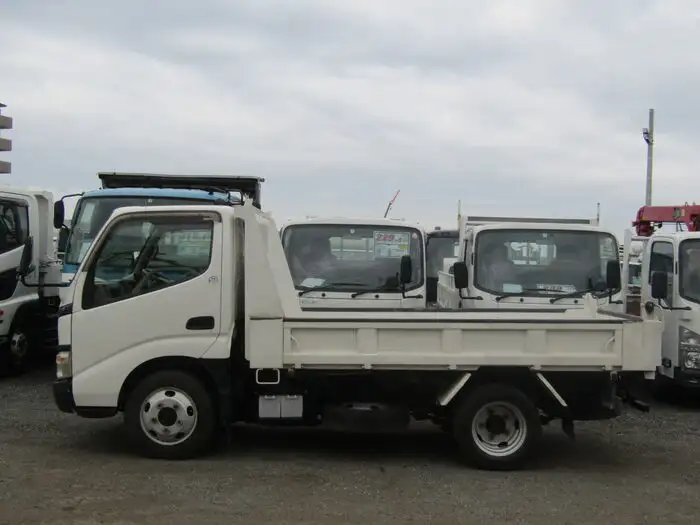 トヨタ トヨエース 小型 ダンプ PB-XZU351D H17の中古トラック画像3