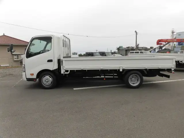 トヨタ ダイナ 小型 平ボディ 床鉄板 TKG-XZU710の中古トラック画像6