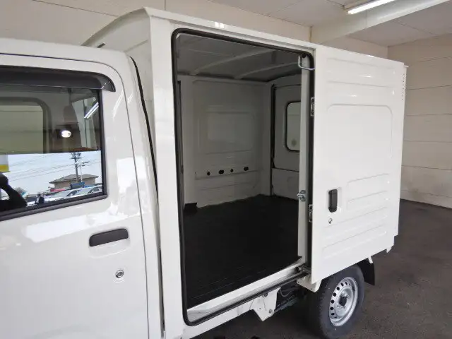ダイハツ ハイゼット アルミバン EBD-S500P H31/R1の中古トラック画像6