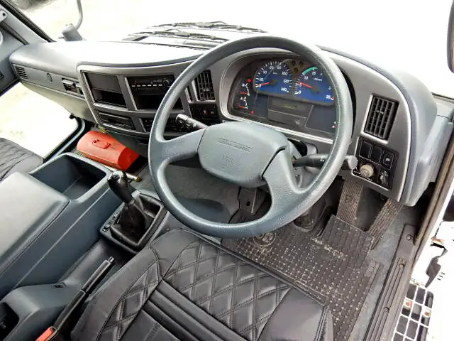 日産UD コンドル 中型/増トン 平ボディ ベッド PB-MK36Aの中古トラック画像6