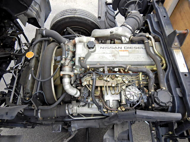 日産UD コンドル 中型 平ボディ ベッド PB-MK36A｜画像9