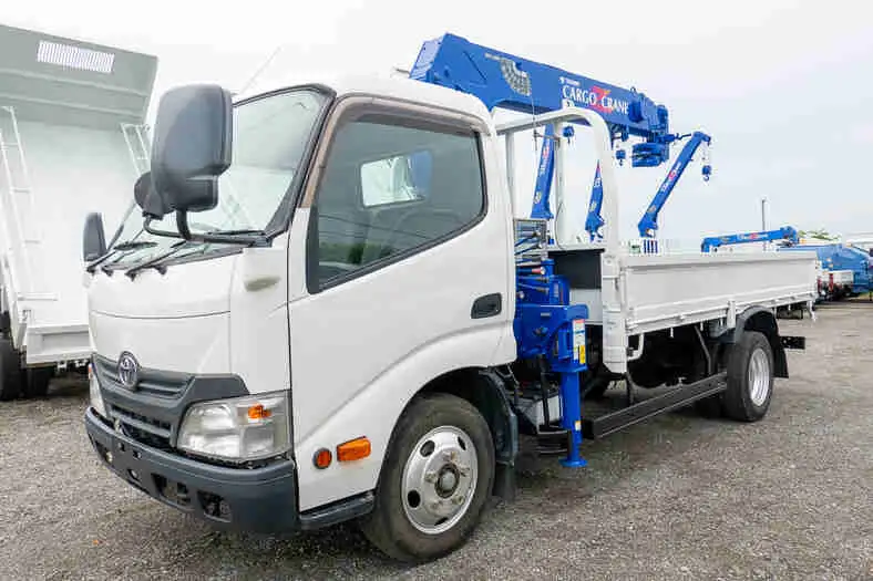 日野 デュトロ 小型 クレーン付 4段 ラジコン の中古トラック【車両No.109391】