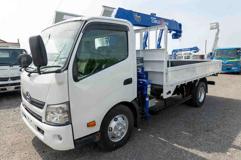 日野 デュトロ 小型 クレーン付 4段 ラジコン の中古トラック【車両No.109821】