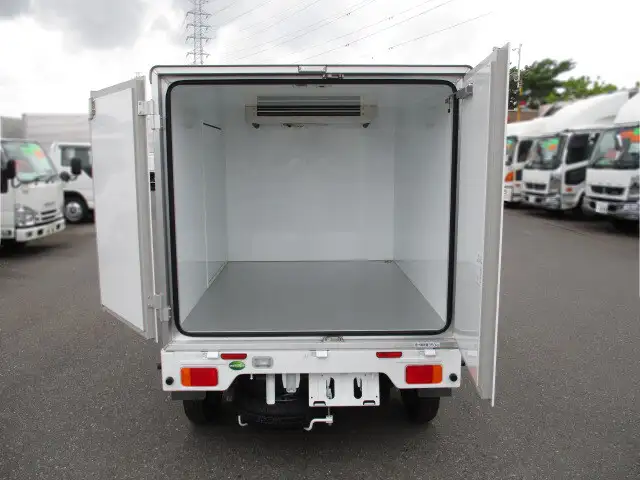 三菱 ミニキャブ  冷凍冷蔵 中温 サイドドアの中古トラック画像5