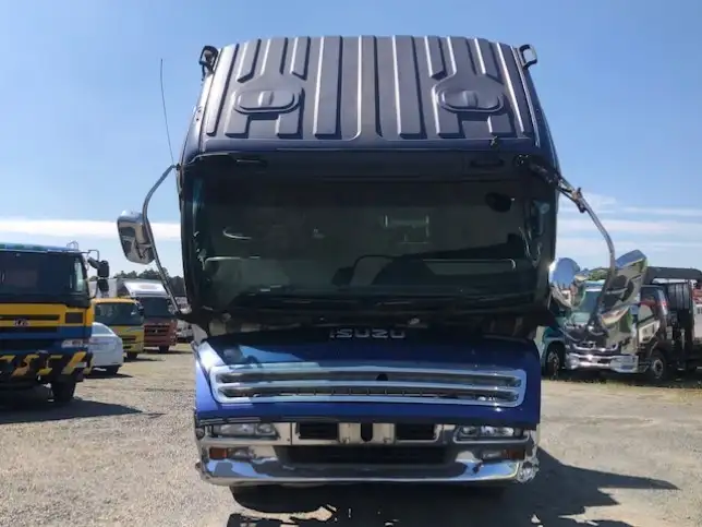 いすゞ ギガ 大型 トラクター 2デフ ベッドの中古トラック画像9