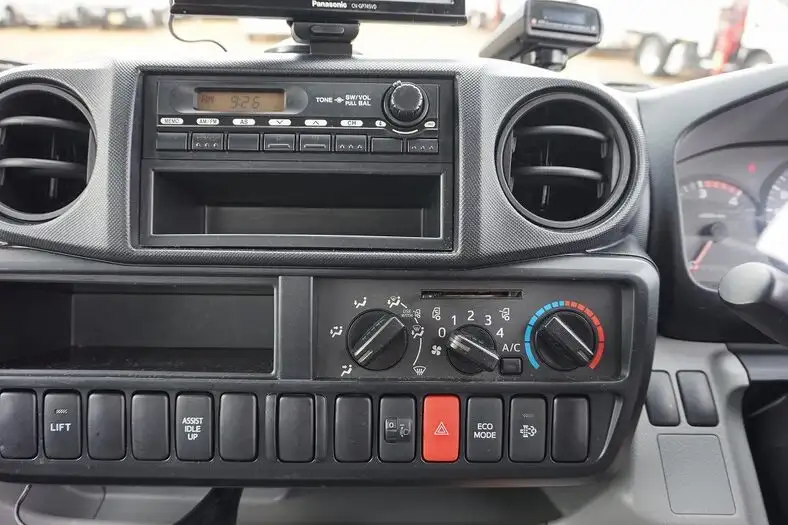 トヨタ トヨエース 小型 平ボディ パワーゲート TKG-XZU655の中古トラック画像6