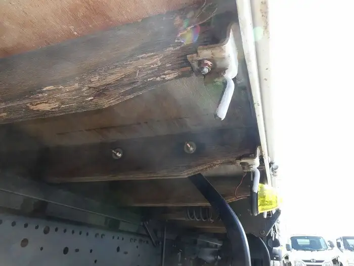 日産 アトラス 小型 平ボディ PA-APR81R H18の中古トラック画像16