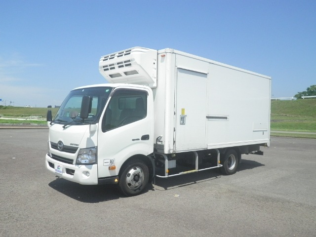 日野 デュトロ 小型 冷凍冷蔵 ワイドロング TKG-XZU710M