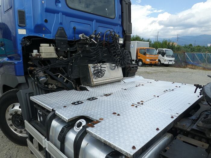 日野 プロフィア 大型 トラクター ハイルーフ 1デフ｜画像8