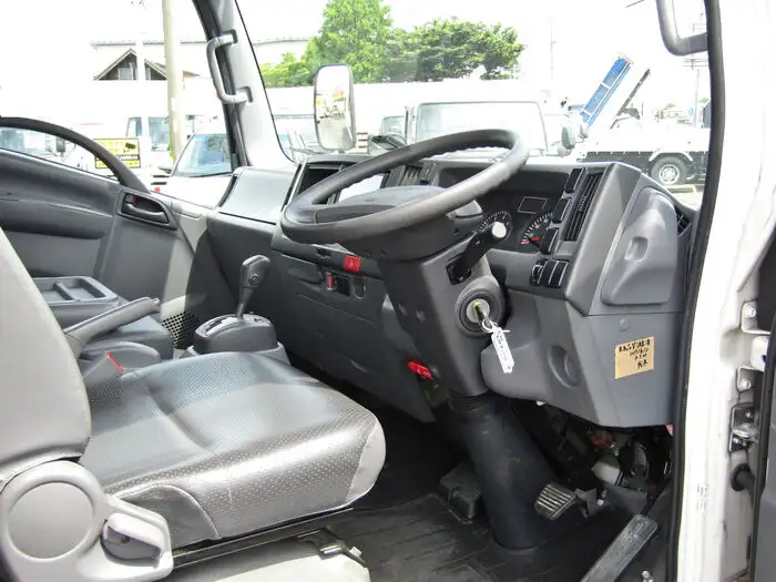 いすゞ エルフ 小型 平ボディ TPG-NNR85AR H29の中古トラック画像10