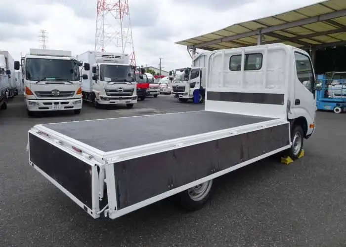トヨタ ダイナ 小型 平ボディ LDF-KDY281 H26の中古トラック画像2