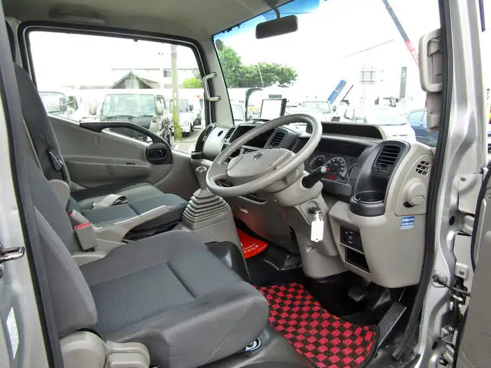 日産 アトラス 小型 平ボディ 床鉄板 CBF-SQ1F24の中古トラック画像10