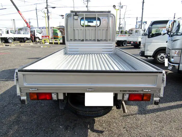 日産 アトラス 小型 平ボディ 床鉄板 CBF-SQ1F24の中古トラック画像5