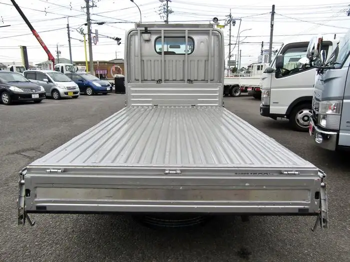 日産 アトラス 小型 平ボディ 床鉄板 CBF-SQ1F24の中古トラック画像7