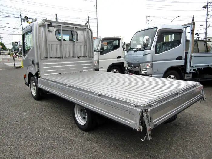 日産 アトラス 小型 平ボディ 床鉄板 CBF-SQ1F24の中古トラック画像8