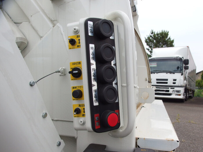 日野 レンジャー 中型 パッカー車 プレス式 2KG-FC2ABA｜画像14