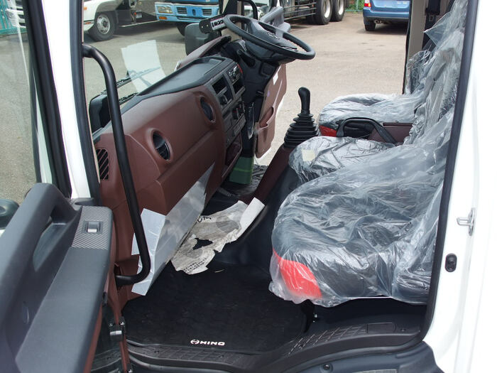 日野 レンジャー 中型 パッカー車 プレス式 2KG-FC2ABA｜画像18