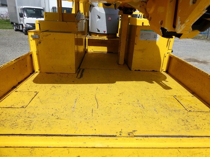 三菱 キャンター 小型 高所・建柱車 高所作業車 電工仕様｜画像11