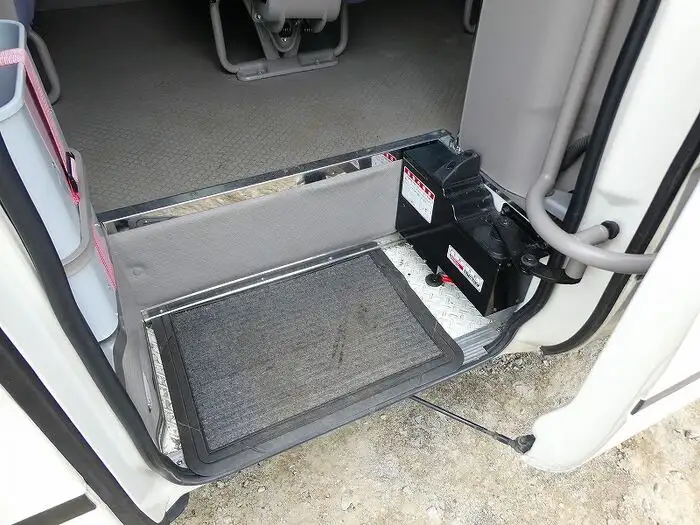 トヨタ コースター 小型 バス マイクロバス SDG-XZB51の中古トラック画像12