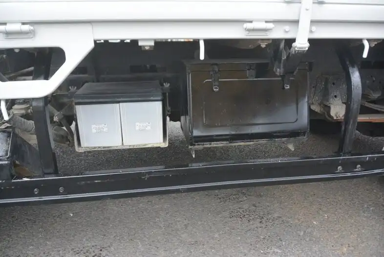 いすゞ エルフ 小型 クレーン付 3段 ラジコンの中古トラック画像19