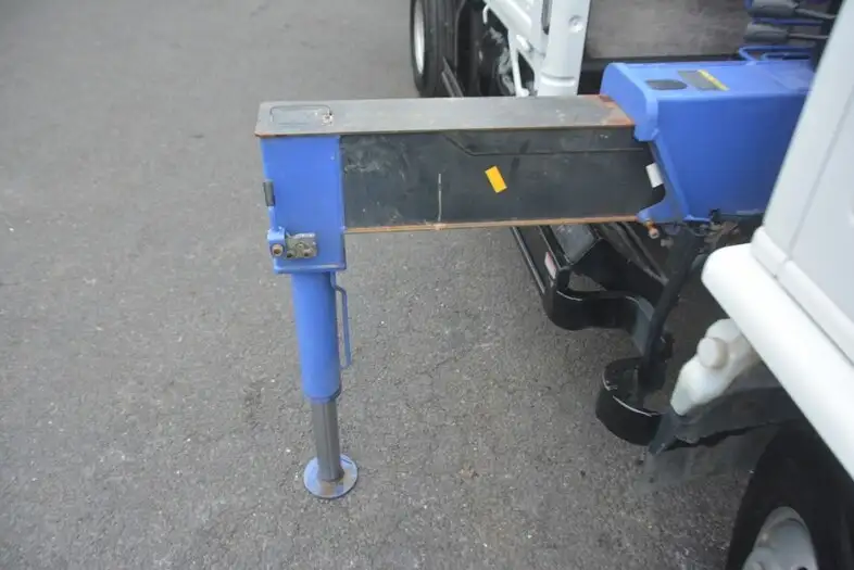 いすゞ エルフ 小型 クレーン付 3段 ラジコンの中古トラック画像8