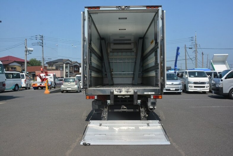 三菱 キャンター 小型 冷凍冷蔵 低温 パワーゲート｜画像7