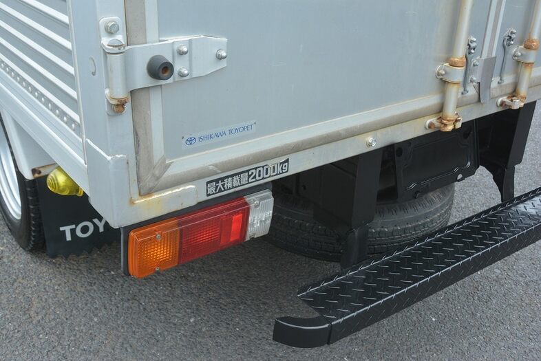 トヨタ トヨエース 小型 アルミバン TKG-XZC675 H27｜画像5