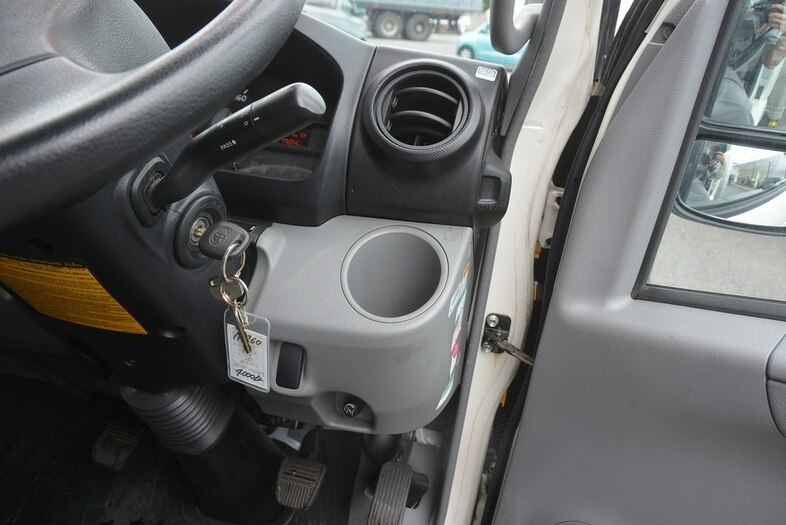 トヨタ トヨエース 小型 アルミバン TKG-XZC675 H27｜画像13