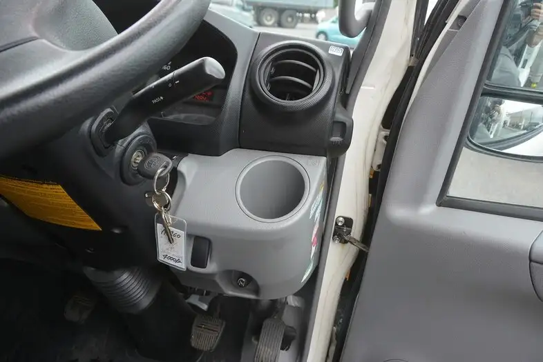 トヨタ トヨエース 小型 アルミバン TKG-XZC675 H27の中古トラック画像13