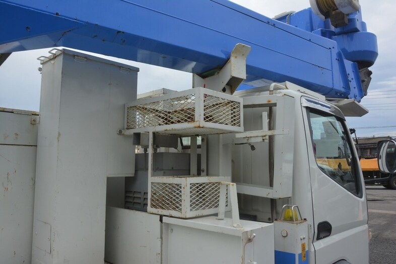三菱 キャンター 小型 高所・建柱車 高所作業車 KK-FE73EBY｜画像5