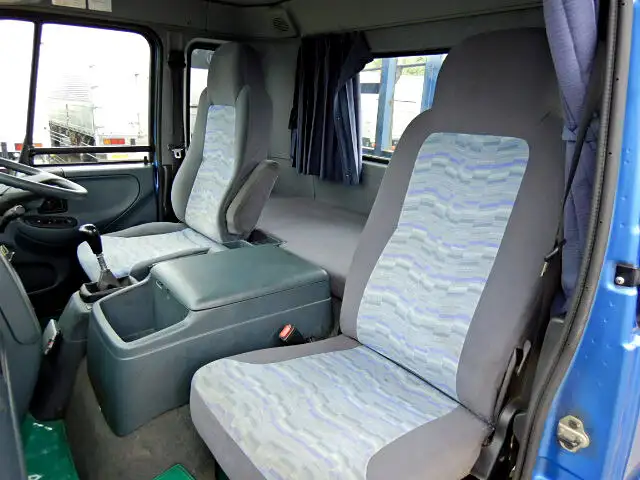 日産UD コンドル 中型/増トン 平ボディ 床鉄板 ベッドの中古トラック画像5