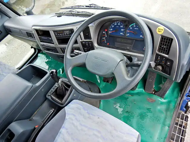 日産UD コンドル 中型/増トン 平ボディ 床鉄板 ベッドの中古トラック画像7