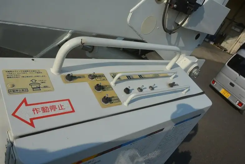 いすゞ エルフ 小型 高所・建柱車 高所作業車 TKG-NKR85YNの中古トラック画像10