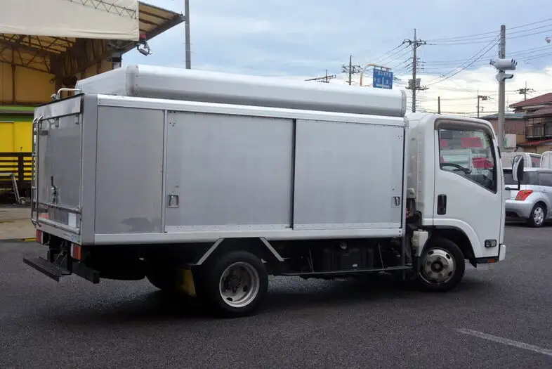 いすゞ エルフ 小型 アルミバン ボトルカー TKG-NLR85Nの中古トラック画像2