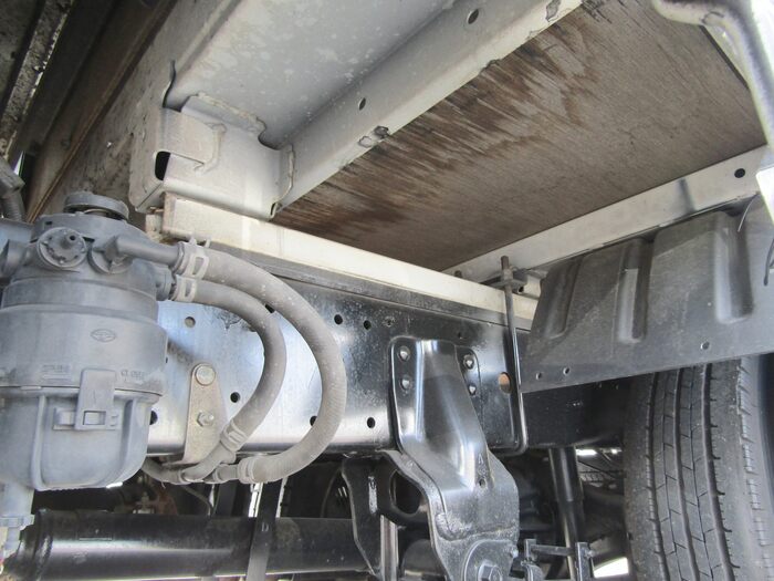 トヨタ トヨエース 小型 平ボディ Wキャブ(ダブルキャブ) 床鉄板｜画像15