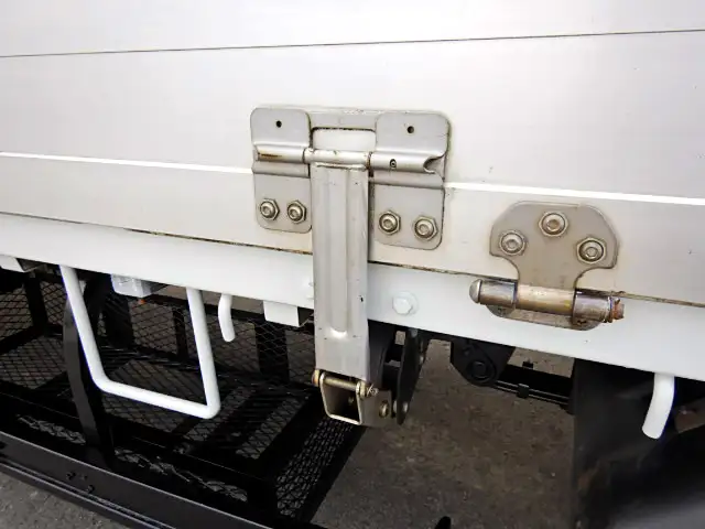 三菱 キャンター 小型 平ボディ パワーゲート 床鉄板の中古トラック画像13